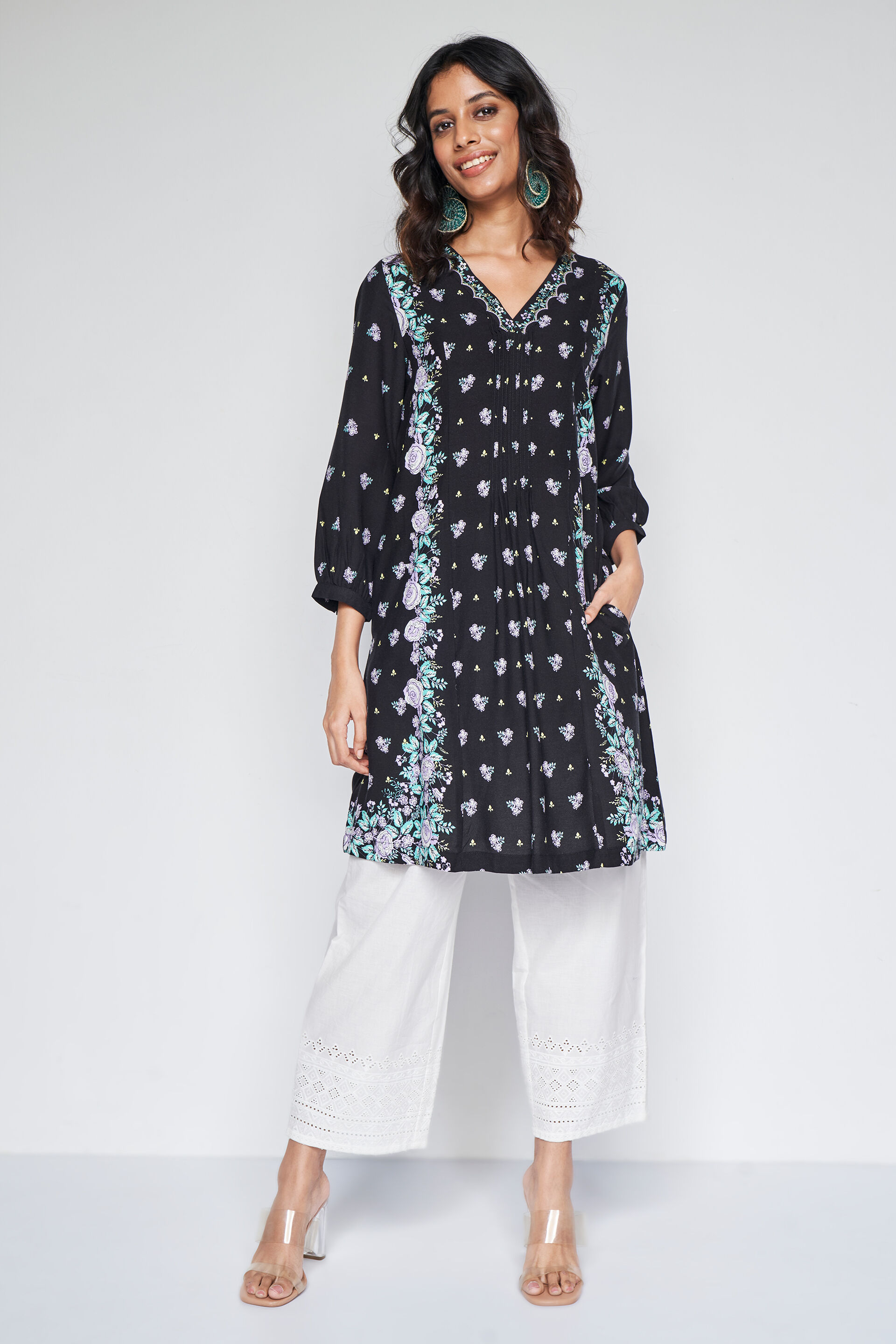 cotton #blockprint #red #buttondown #tunic #shirt #casual #chic  #comfortable #women #fashion #wardrobe … | Kurti designs, Short kurti  designs, Cotton kurti designs